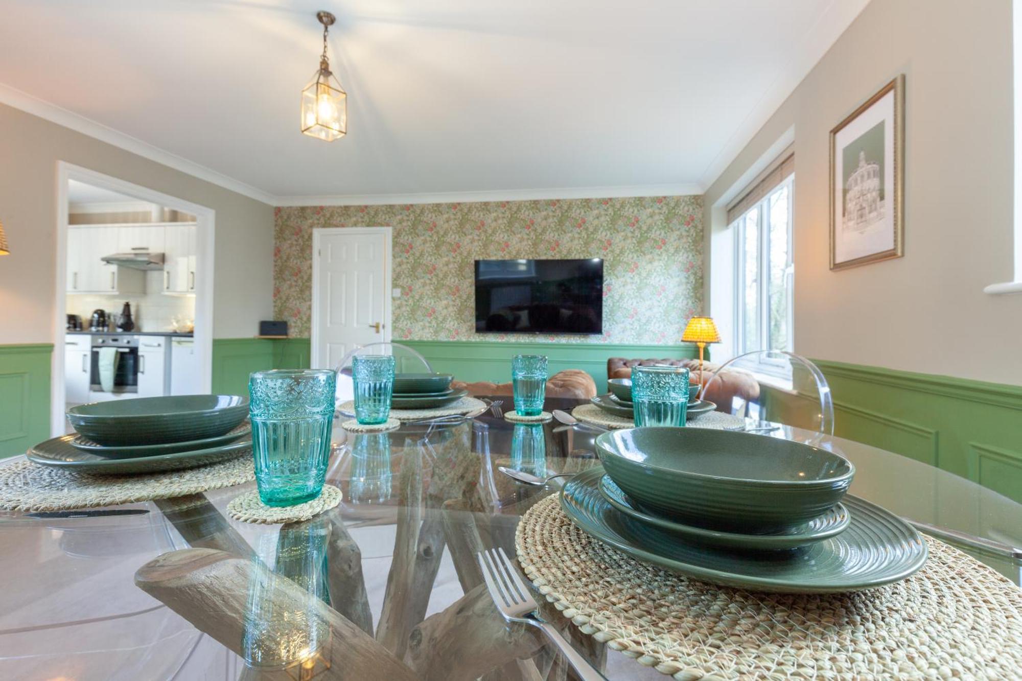 A Gem Nestled In The Heart Of Oxford With Parking! Apartment Exterior photo